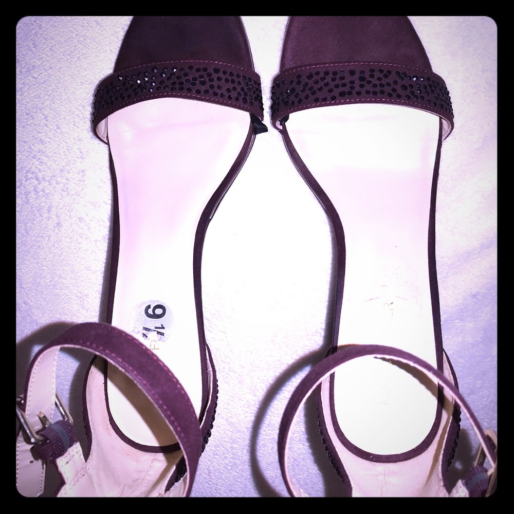 Dress shoes